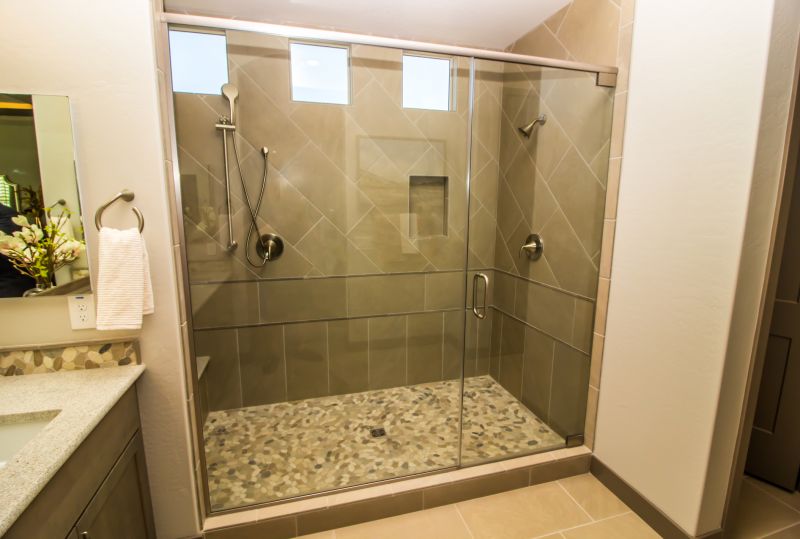 Open Shower with Niche Storage